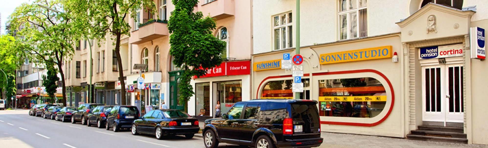 Hotel-Pension Cortina Berlin Exterior foto